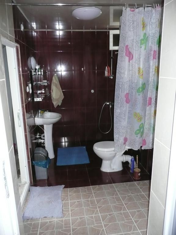 Gvirilas Sakhli Guest House Khashuri Δωμάτιο φωτογραφία